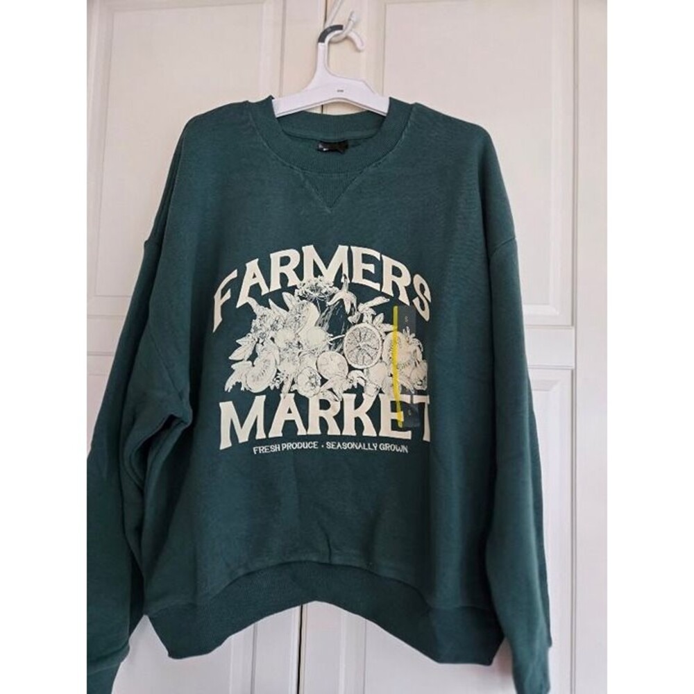 Farmers Market Eat Your Veggies Graphic Sweatshirt Pullover - Womens Small New
